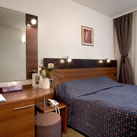 Hotel Forum - Free Parking Sofía Habitación foto
